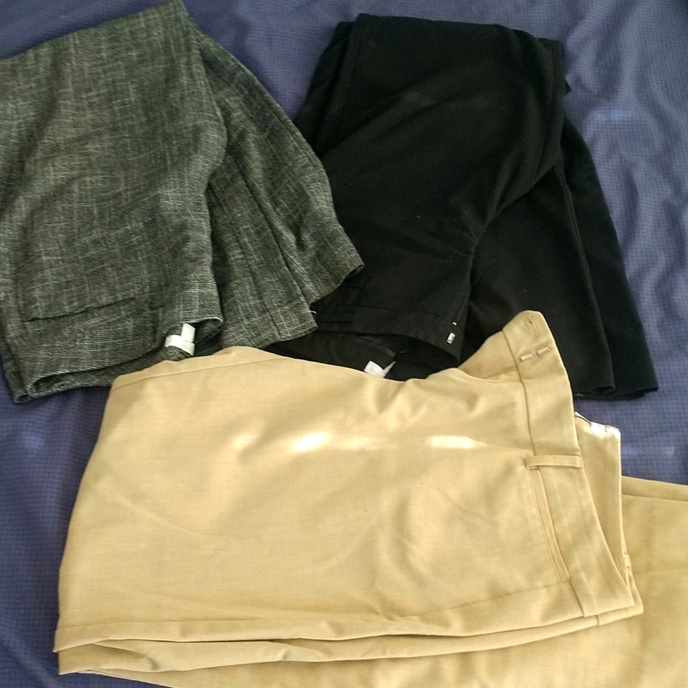 Three pairs of dress panta